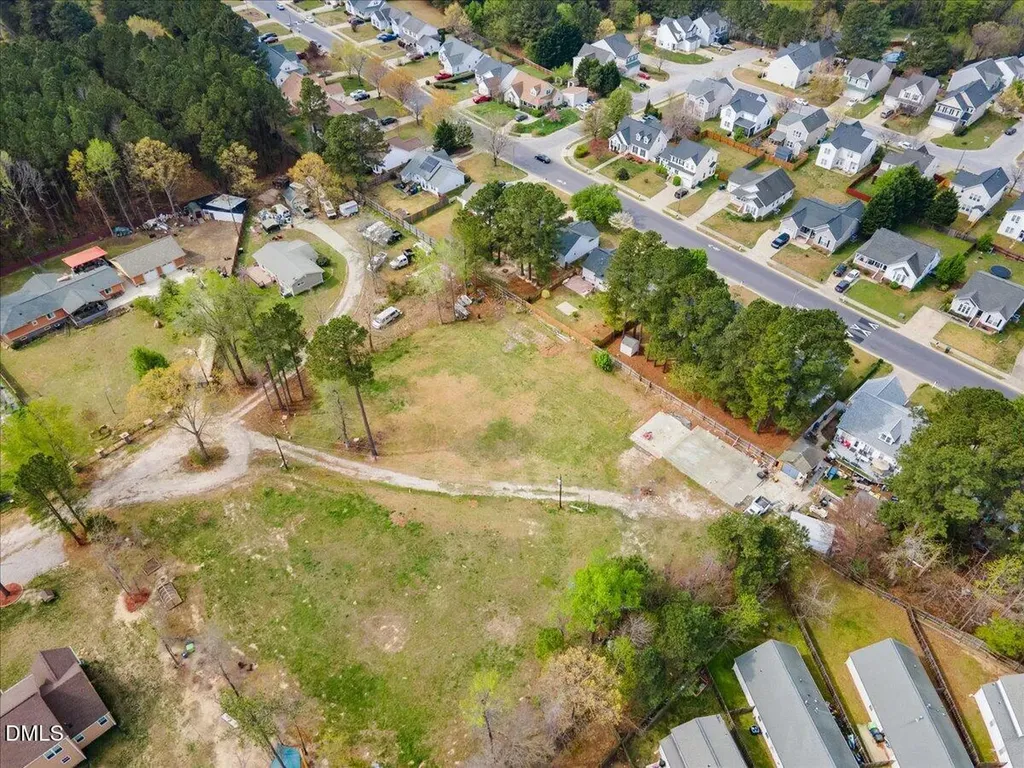 7201 Applecreek Court Raleigh NC 27610