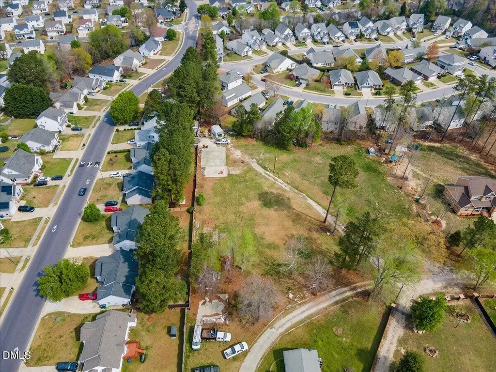 7201 Applecreek Court Raleigh NC 27610