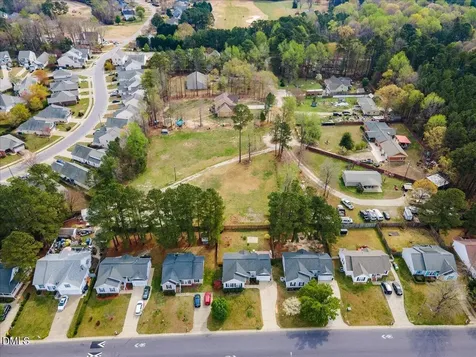 7201 Applecreek Court Raleigh NC 27610