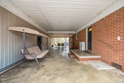 2235 Wilkins Street Burlington NC 27217