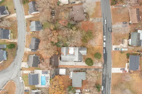 2235 Wilkins Street Burlington NC 27217