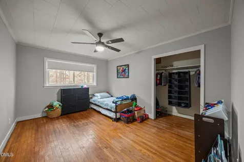 2235 Wilkins Street Burlington NC 27217