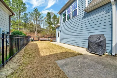 910 Branch Line Lane Apex NC 27502