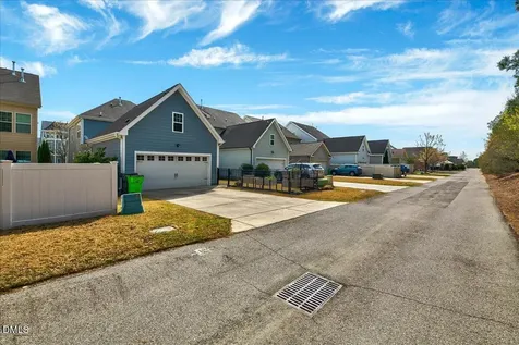 910 Branch Line Lane Apex NC 27502