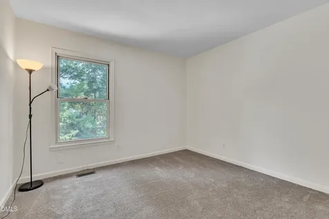 12 Patriot Circle Durham NC 27704