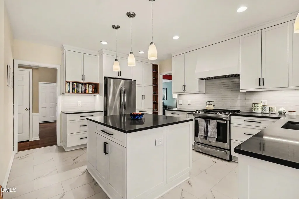 102 Woodshire Lane Chapel Hill NC 27514