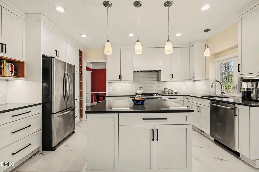 102 Woodshire Lane Chapel Hill NC 27514