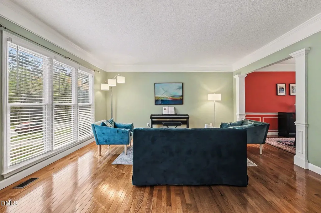 102 Woodshire Lane Chapel Hill NC 27514