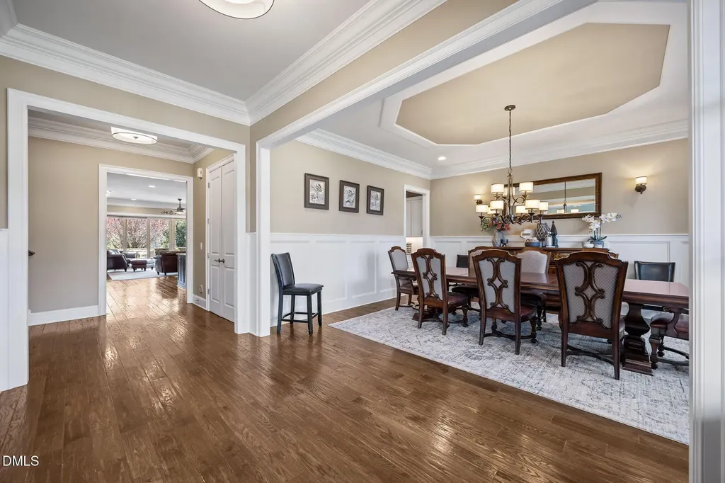 352 Rolling Meadows Lane Chapel Hill NC 27517