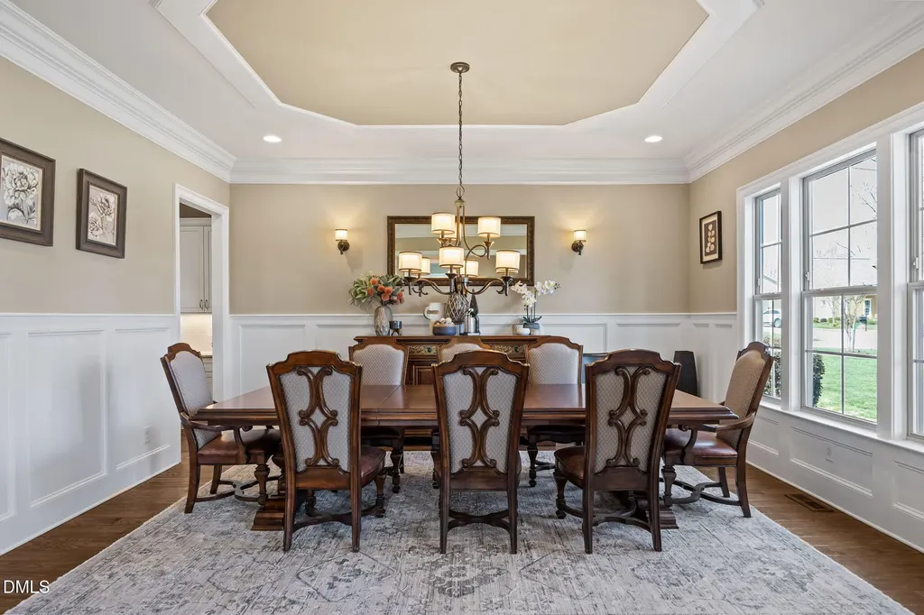 352 Rolling Meadows Lane Chapel Hill NC 27517