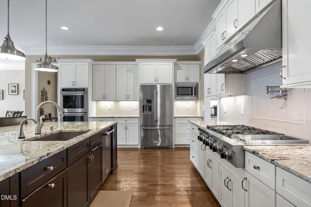 352 Rolling Meadows Lane Chapel Hill NC 27517