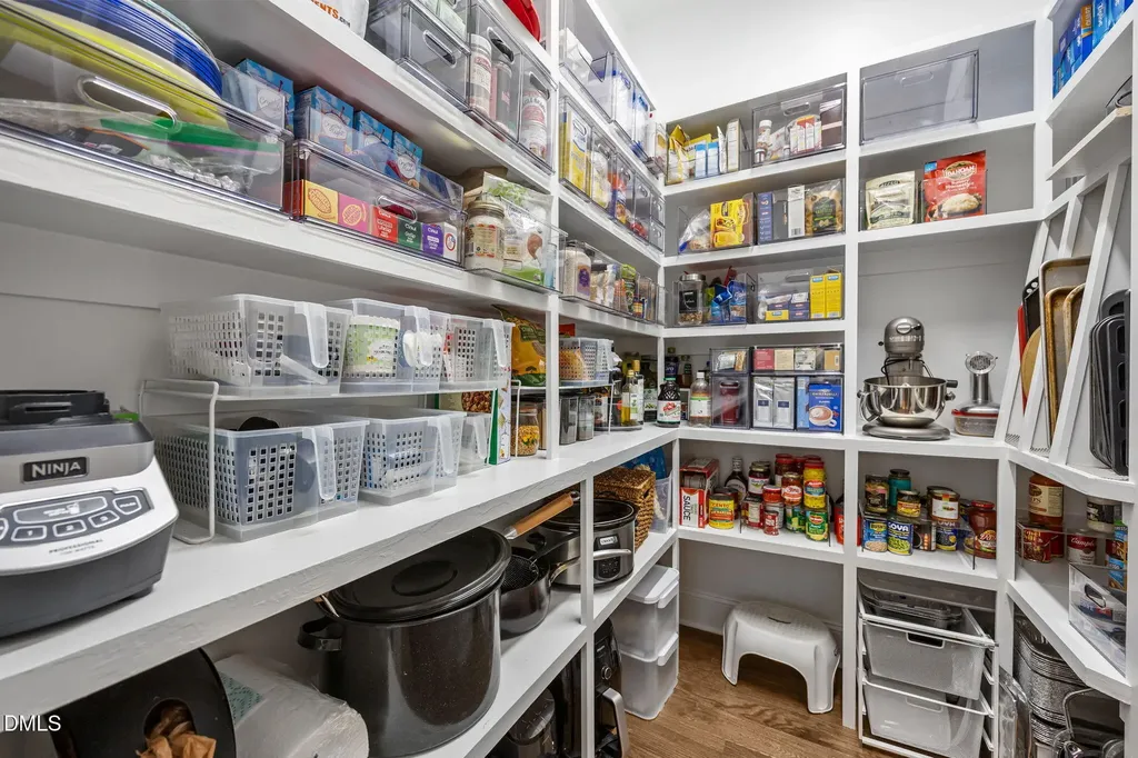 352 Rolling Meadows Lane Chapel Hill NC 27517