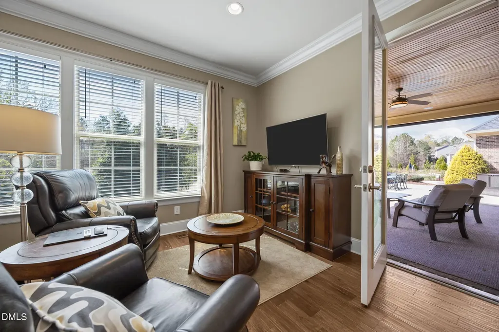 352 Rolling Meadows Lane Chapel Hill NC 27517