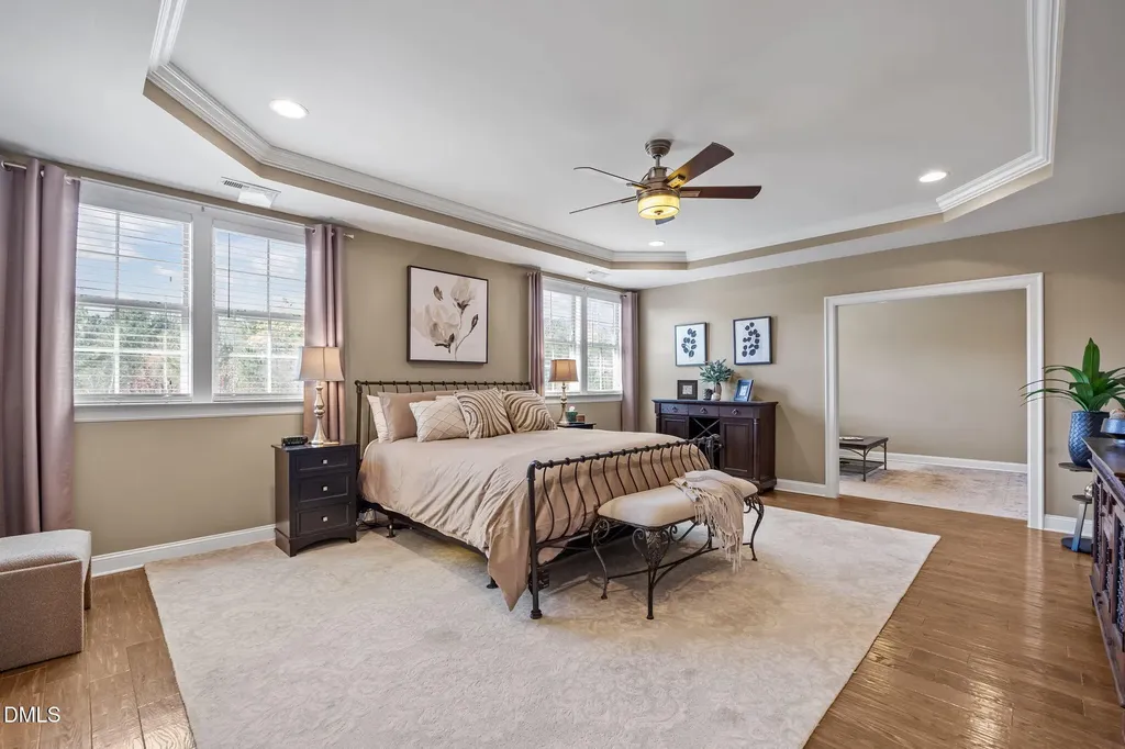 352 Rolling Meadows Lane Chapel Hill NC 27517