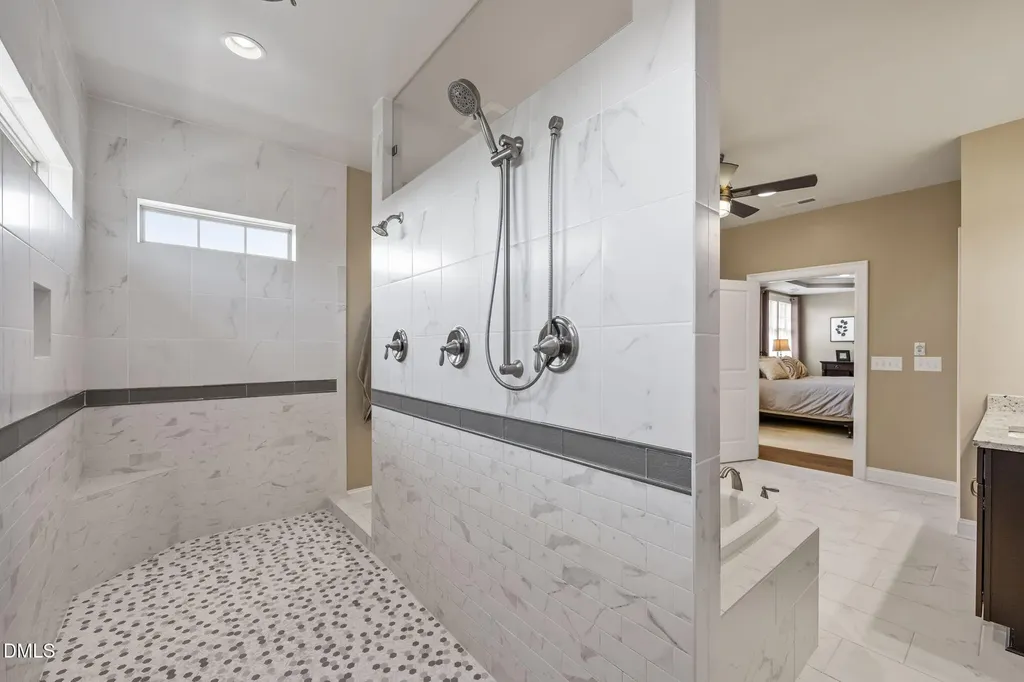 352 Rolling Meadows Lane Chapel Hill NC 27517