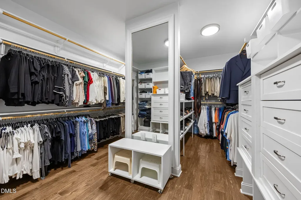 352 Rolling Meadows Lane Chapel Hill NC 27517