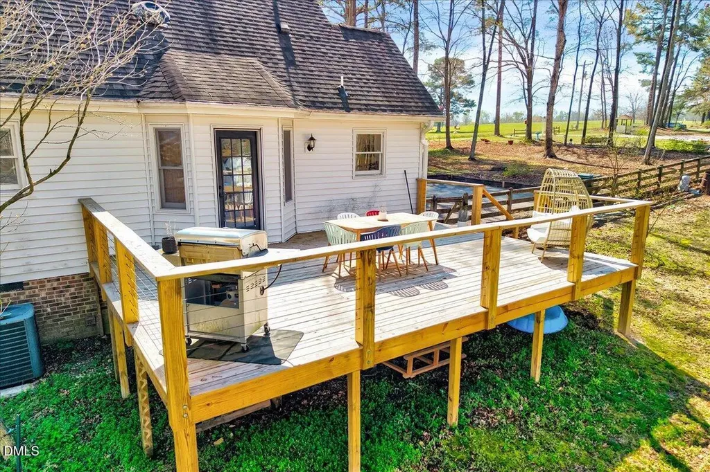 1590 Ranch Road Clayton NC 27520