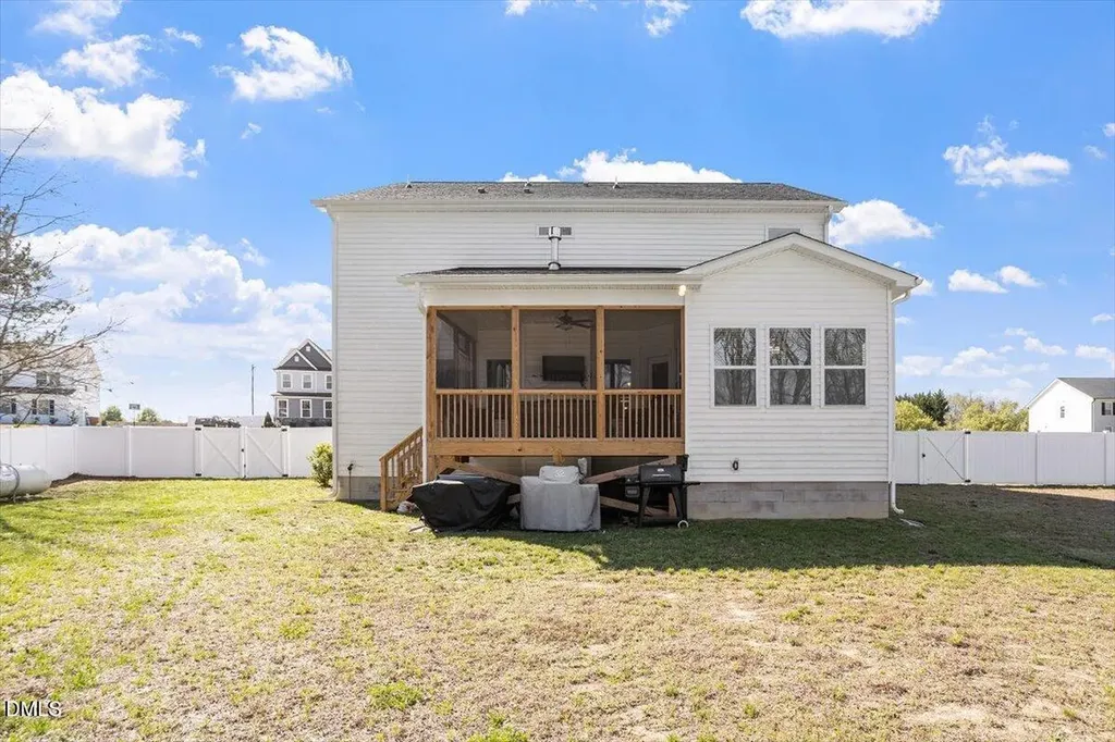 68 Salem Village Drive Fuquay Varina NC 27526