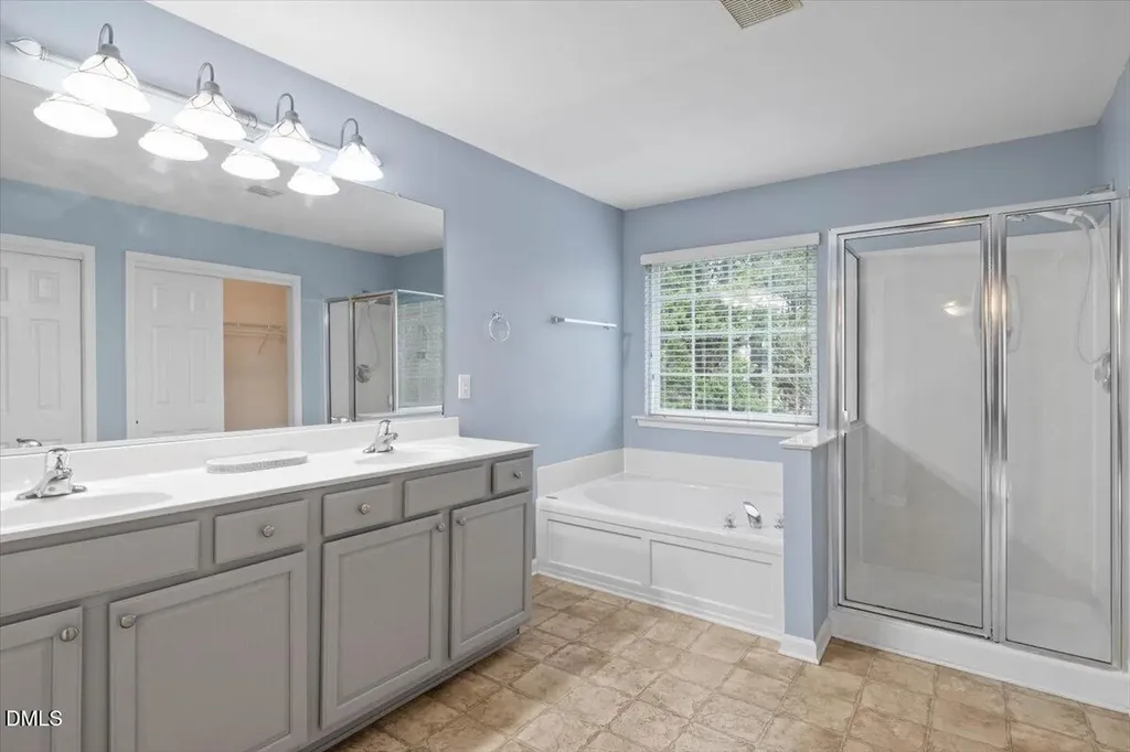 2536 Gregmoor Court Raleigh NC 27614