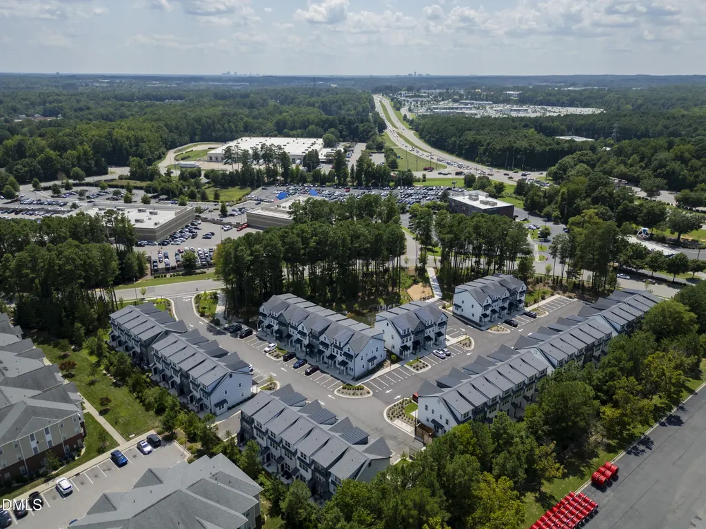 4821 Gossamer Lane Raleigh NC 27616