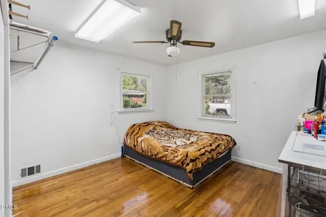 112 E Franklin Street Zebulon NC 27597