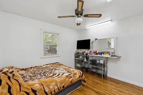 112 E Franklin Street Zebulon NC 27597