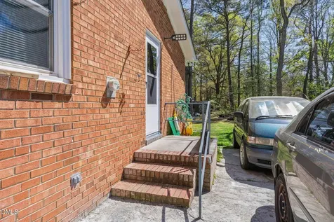 112 E Franklin Street Zebulon NC 27597