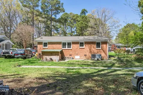 112 E Franklin Street Zebulon NC 27597