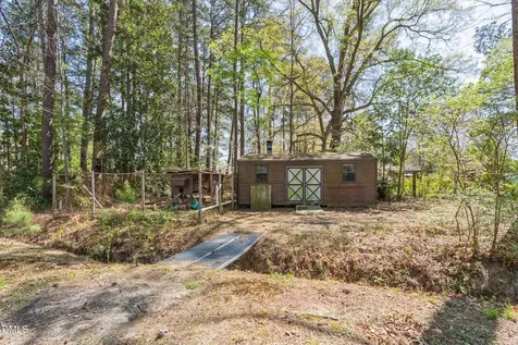 112 E Franklin Street Zebulon NC 27597