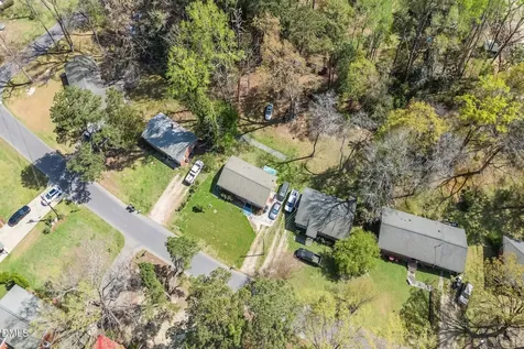 112 E Franklin Street Zebulon NC 27597