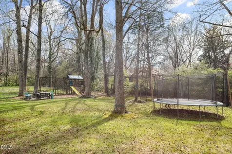 413 Courtland Drive Elon NC 27244