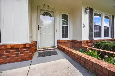 4707 Ramblewood Drive Greensboro NC 27406