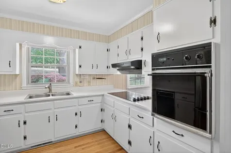 4707 Ramblewood Drive Greensboro NC 27406