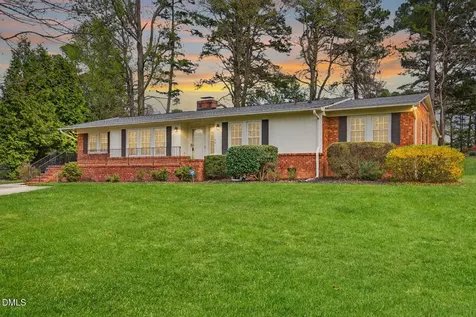 4707 Ramblewood Drive Greensboro NC 27406