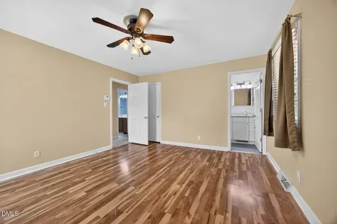 4707 Ramblewood Drive Greensboro NC 27406