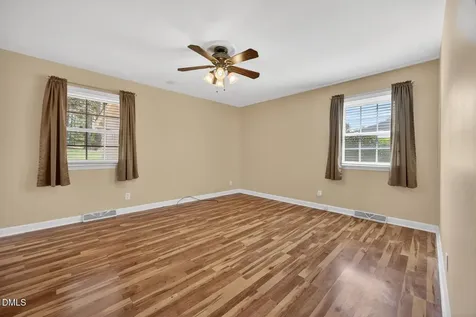 4707 Ramblewood Drive Greensboro NC 27406