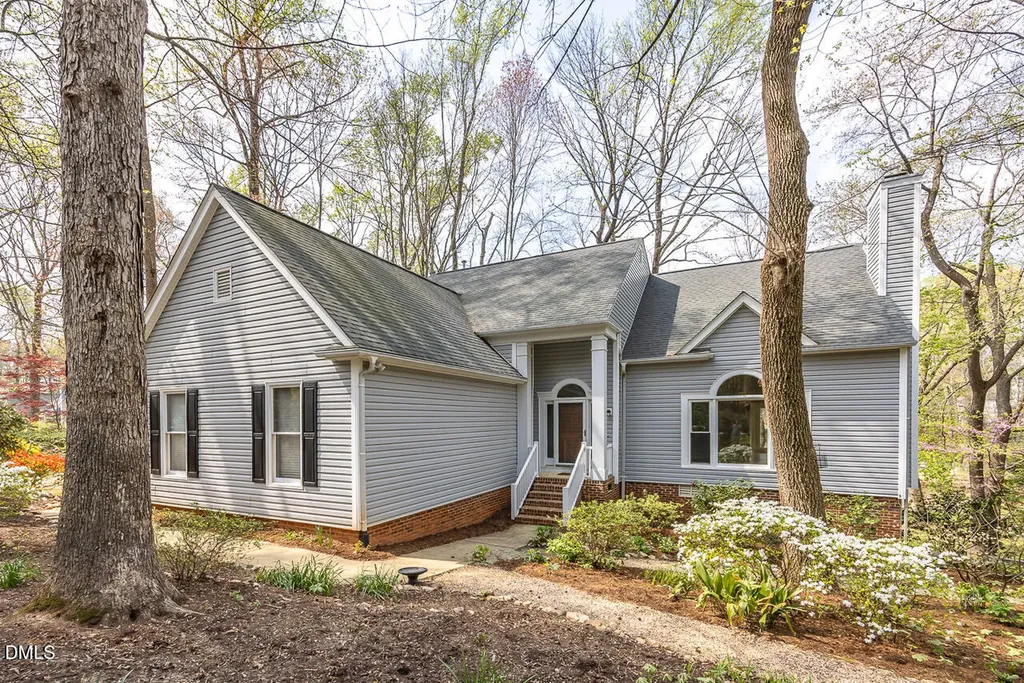 304 W Kirkfield Drive Cary NC 27518