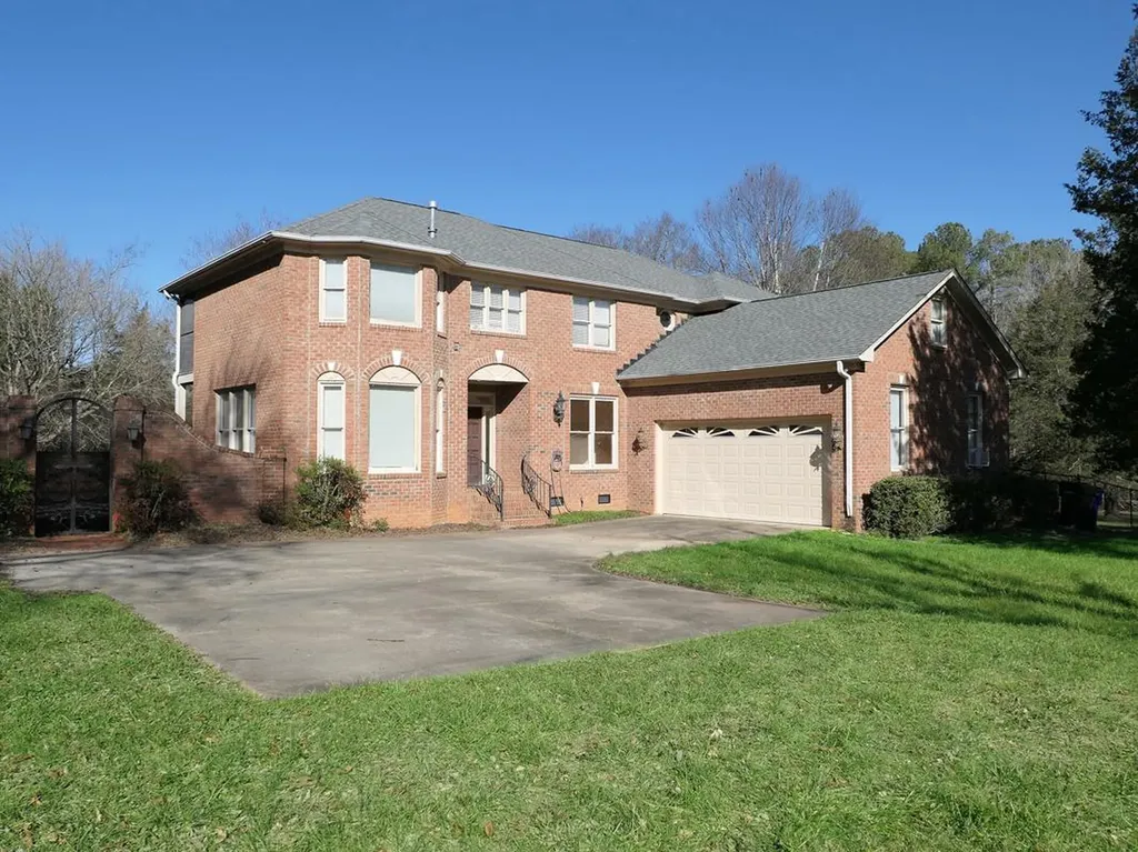 5330 Foxlair Road Chapel Hill NC 27516