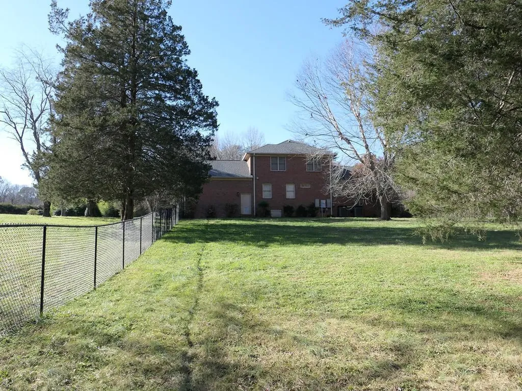 5330 Foxlair Road Chapel Hill NC 27516