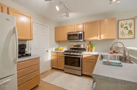 2 Red Bluff Court Durham NC 27713