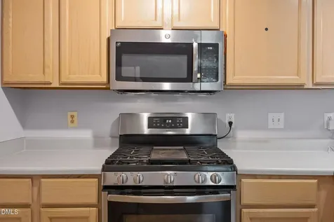 2 Red Bluff Court Durham NC 27713