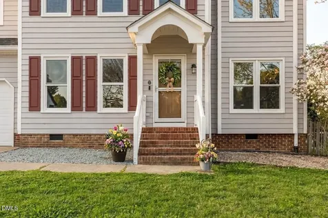 2 Red Bluff Court Durham NC 27713