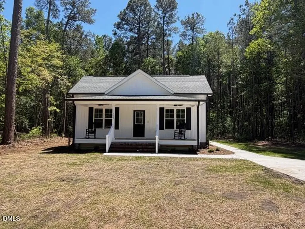 209 Chase Street Eureka NC 27830
