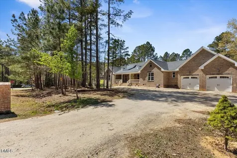 6370 Golden Court Zebulon NC 27597
