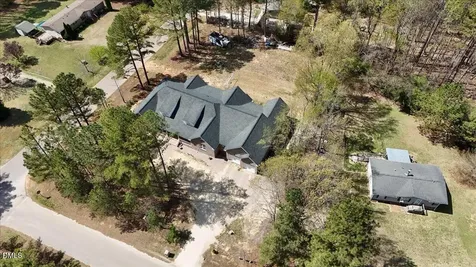 6370 Golden Court Zebulon NC 27597