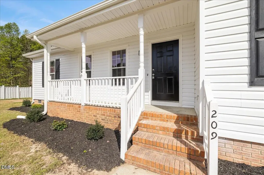 209 Hunters Farm Drive Raleigh NC 27603