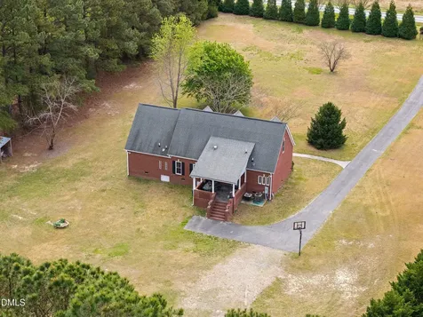 2265 Bud Lipscomb Road Willow Springs NC 27592