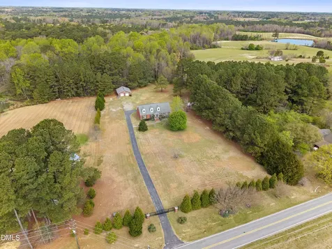 2265 Bud Lipscomb Road Willow Springs NC 27592