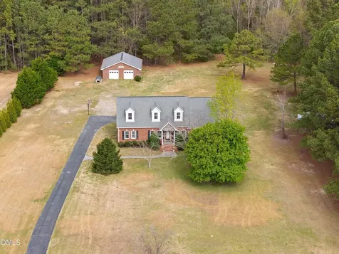 2265 Bud Lipscomb Road Willow Springs NC 27592