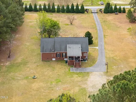 2265 Bud Lipscomb Road Willow Springs NC 27592